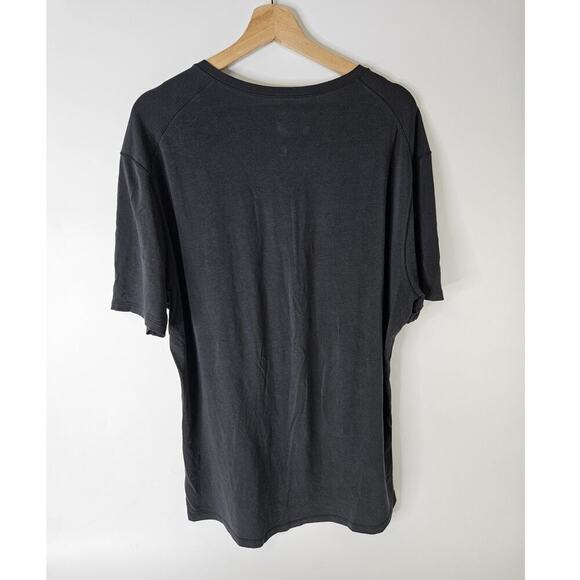 Lululemon Henley Shirt Mens Size M Short Sleeve Performance Stretch Charcole - Picture 2 of 5